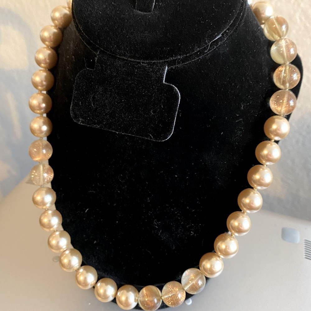 Stella & Dot Sofia pearl single strand necklace